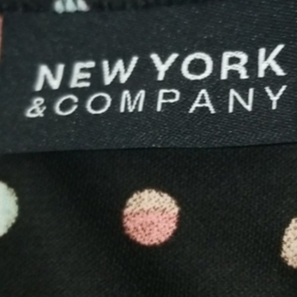 New York & Company sz XS polka dot skirt black background - Picture 3 of 6